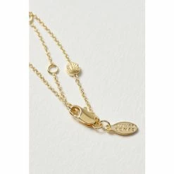 Oliver Bonas Green Treasure Flower Leaf And Stone Detail Collar Necklace -Default Template 2 unnamed file 1283