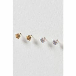 Oliver Bonas Aryan Natural Tiny Flowers Stud Earrings 2 Pack -Default Template 2 unnamed file 187