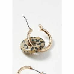Oliver Bonas Natural Alaia Interlinked Hoop And Speckled Stone Hoop Earrings -Default Template 2 unnamed file 196