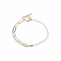 Oliver Bonas Womens White Odina Half Chain & Pearl Fob Clasp Gold Plated Brass Bracelet