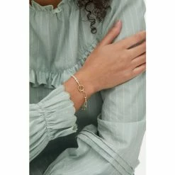 Oliver Bonas Womens White Odina Half Chain & Pearl Fob Clasp Gold Plated Brass Bracelet -Default Template 2 unnamed file 2166