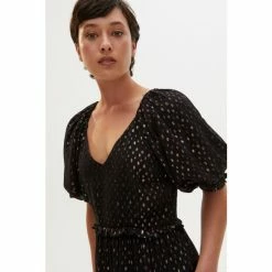 Default Template 2 -Default Template 2 unnamed file 2373