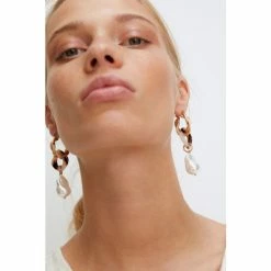 Oliver Bonas Natural Kali Golden And Tort Interlinked Chains And Faux Pearl Drop Hoop Earrings -Default Template 2 unnamed file 473
