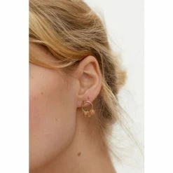 Oliver Bonas Pink Tehila Bead Cluster Ring Top Stud Earrings -Default Template 2 unnamed file 992